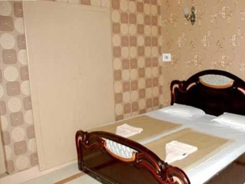 Butterfly Hotel Srinagar  Exterior photo