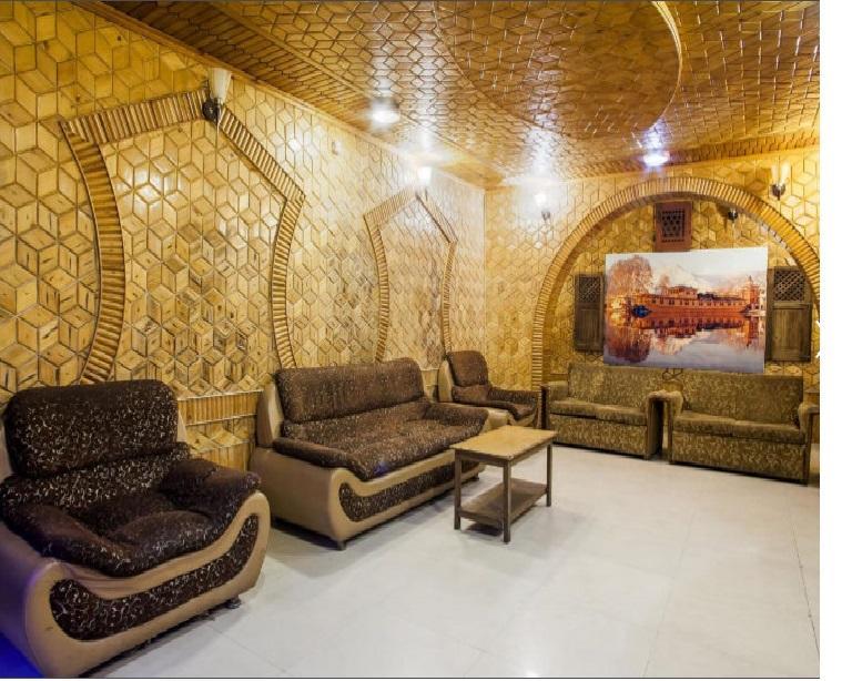 Butterfly Hotel Srinagar  Exterior photo